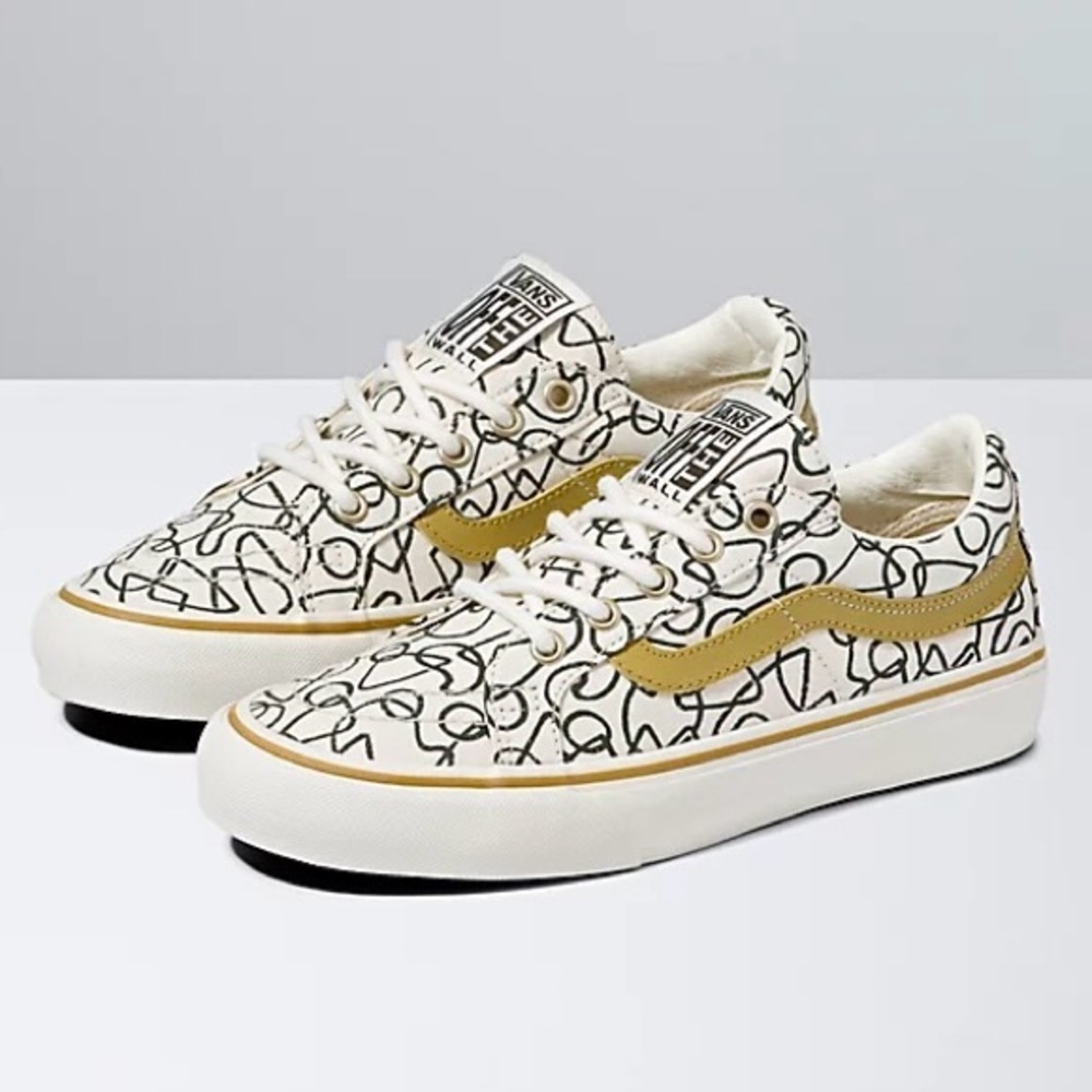NWT Vans Sk8 Low Reissue Sneakers Textured Waves / Marshmallow Shoes Skate NEW